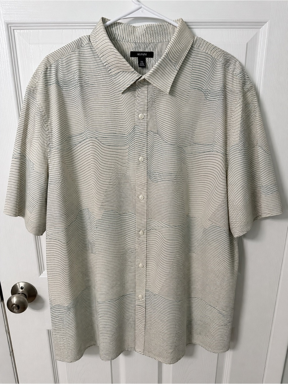 Alfani Men’s Short Sleeve Button-Up Shirt in Light Beige Wave Print